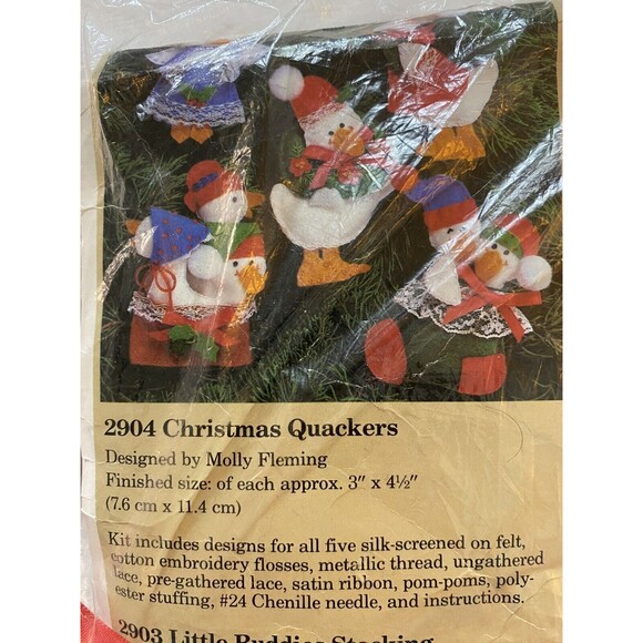 Creative Circle Christmas Quackers Kit #2904 Vintage - Picture 3 of 4